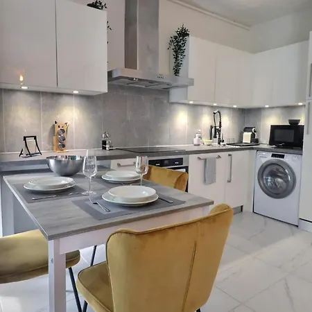 P&R1, One Bedroom, City Center Geneva Exterior photo